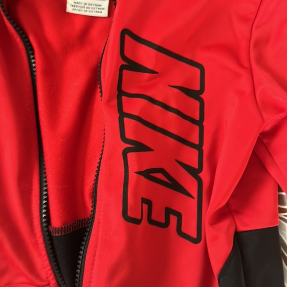 Nike activewear zip up size 5/6 - Picture 2 of 5